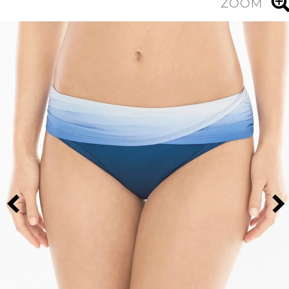 Soma Swim Bleu by Rod Beattie Hola Ombré Sarong Hipster Monaco Blue 10 NWT